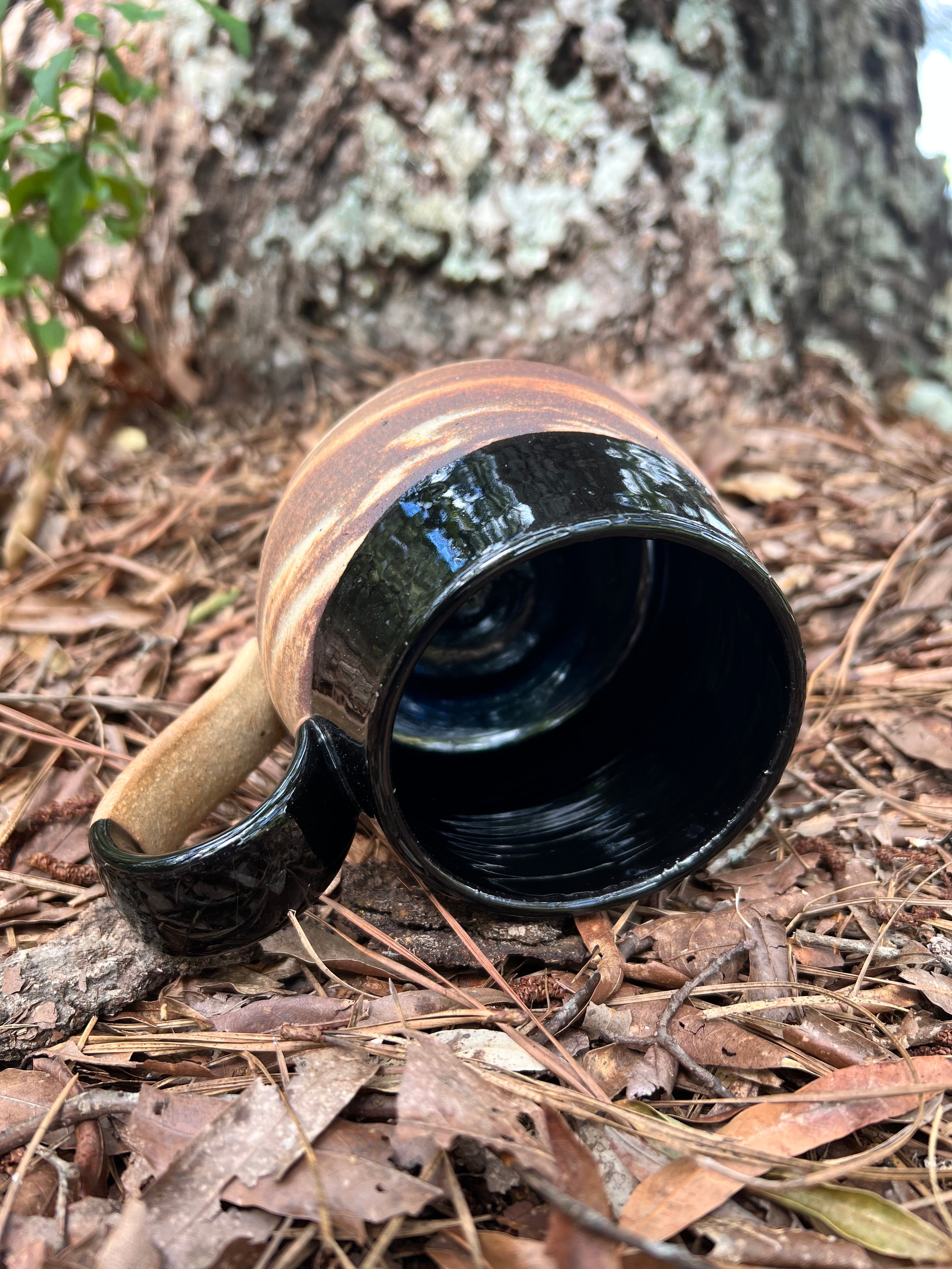 black swirled clay mug