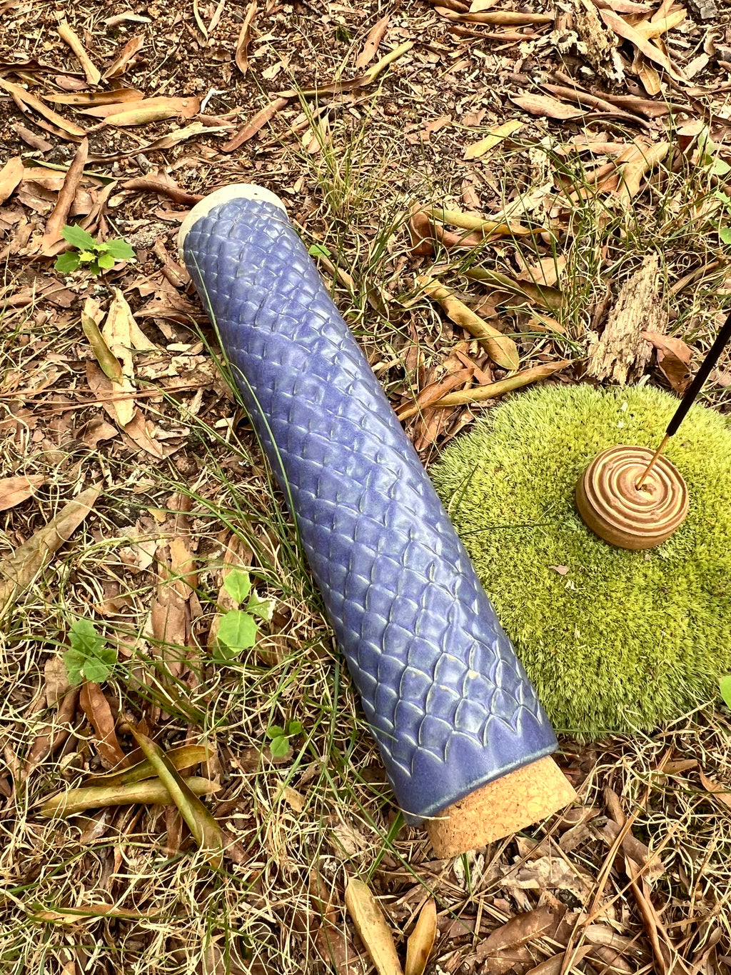 violet scaled stick incense holder