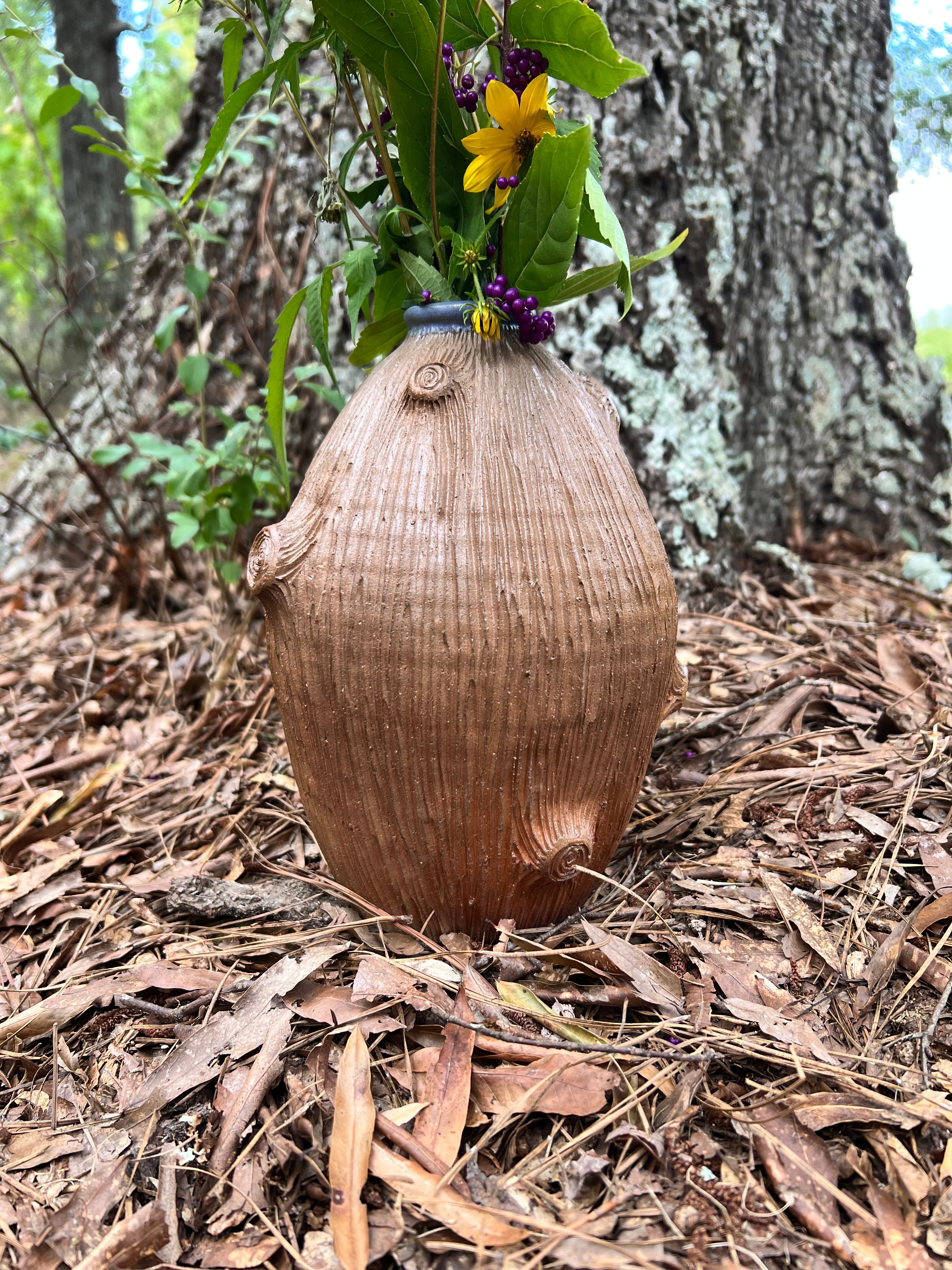 wood fired wood grain with tree knots vase